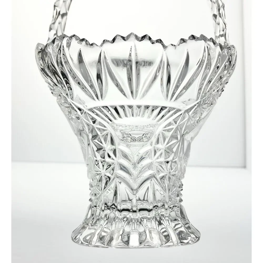 Hofbauer “Byrdes” Large Cut Crystal Deep Handled Basket 10 1/2”